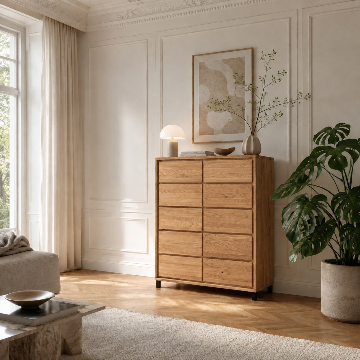 Commode/buffet d’ébéniste Heimdal sur pieds métalliques, en chêne massif certifié FSC, avec 5 tiroirs et 1 porte, finition à l’huile naturelle – L88 x H122 x P42 cm – Livré entièrement monté