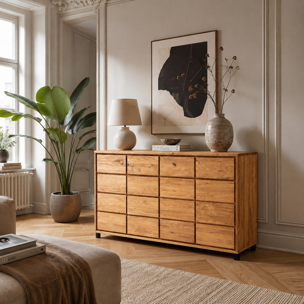 Commode/buffet d’ébéniste Heimdal en chêne massif FSC avec 4 tiroirs et 4 portes, huile naturelle, sur pieds en métal – L172 x H100 x P48 – Livré assemblé